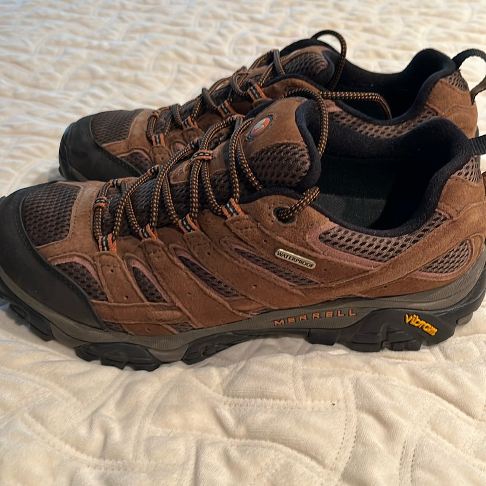 Men’s Merrell waterproof hiking shoes.